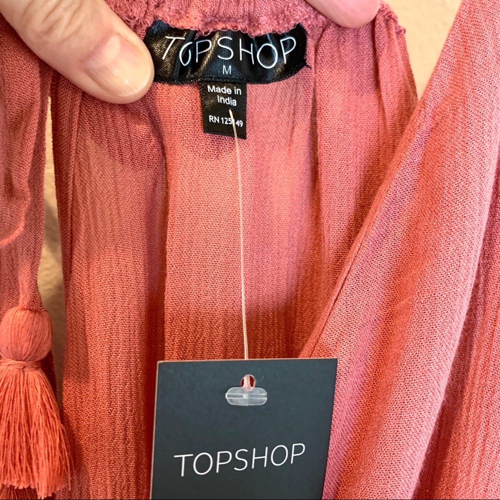 NWT Topshop Blush Pink Cold Shoulder Romper - Picture 8 of 9